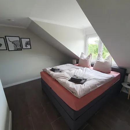 Neumuehler Hof - Moderne Ferienwohnung 